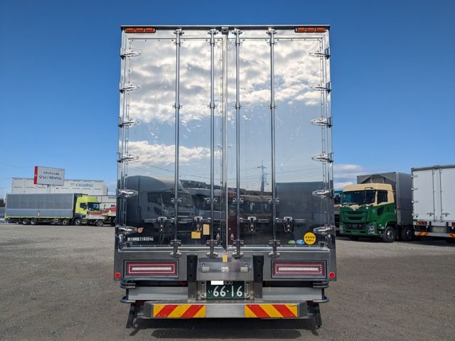 ISUZU GIGA 2020 Image 31