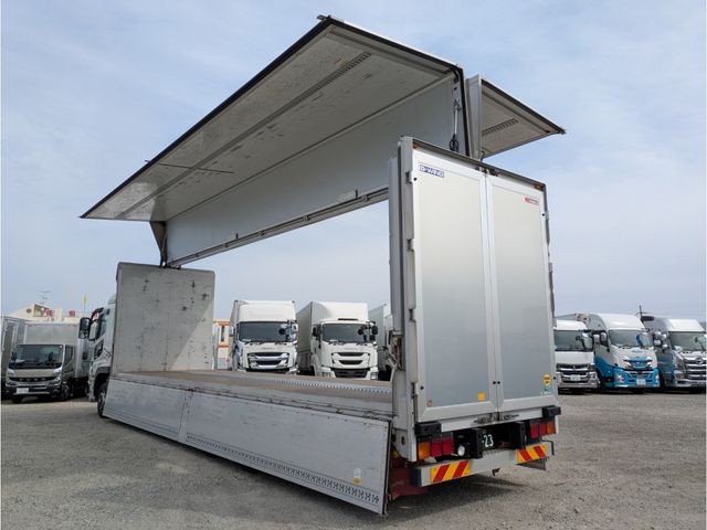 MITSUBISHI FUSOU SUPER GREAT 2019 Image 31