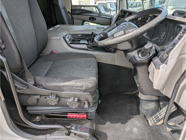 MITSUBISHI FUSOU SUPER GREAT 2019 Image 31