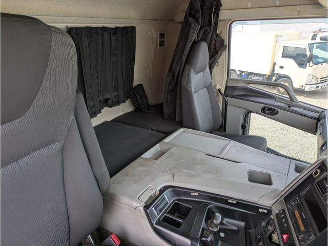 MITSUBISHI FUSOU SUPER GREAT 2019 Image 31