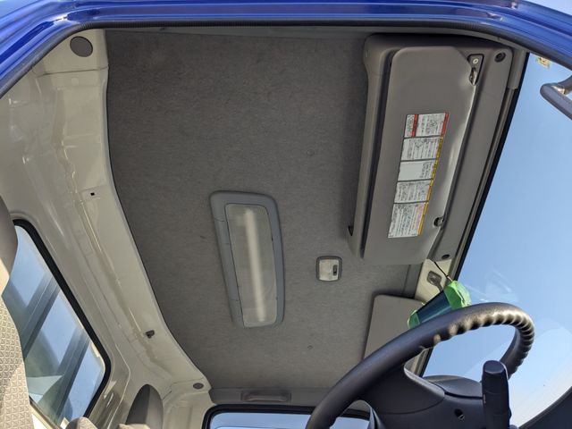 ISUZU ELF 2019 Image 31