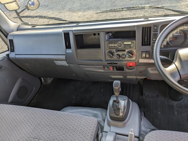 ISUZU ELF 2019 Image 31