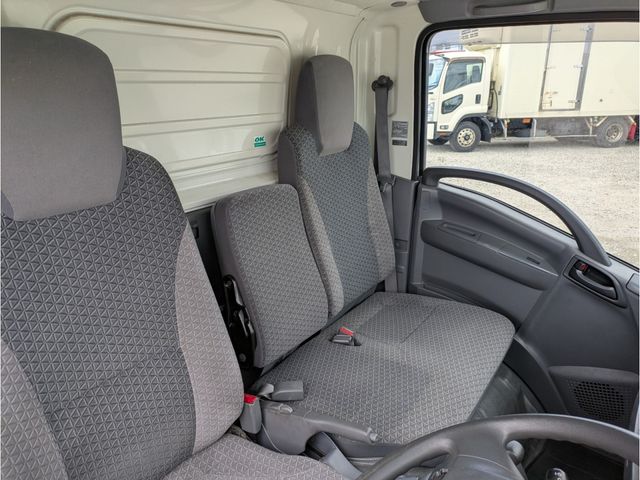 ISUZU ELF 2019 Image 31