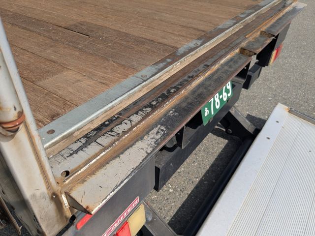 MITSUBISHI CANTER 2018 Image 31