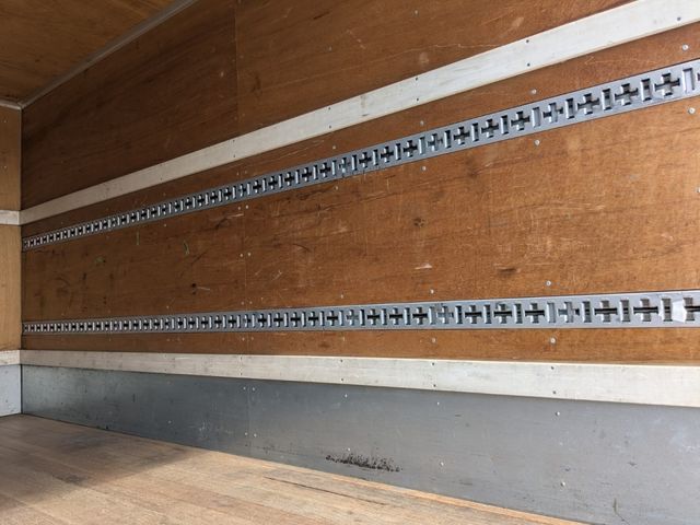 MITSUBISHI CANTER 2018 Image 31