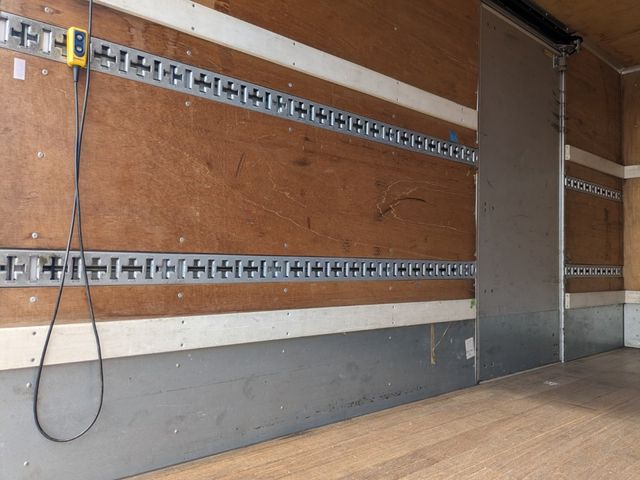 MITSUBISHI CANTER 2018 Image 31