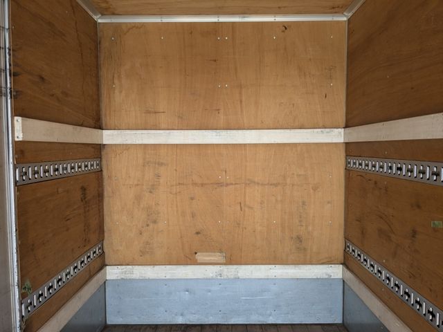 MITSUBISHI CANTER 2018 Image 31