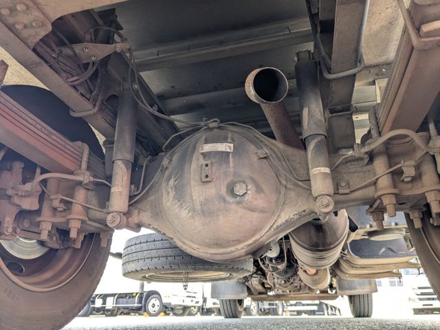 MITSUBISHI CANTER 2018 Image 31