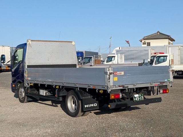 HINO DUTRO 2018 Image 31