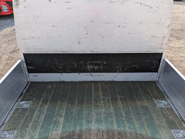 HINO DUTRO 2018 Image 31