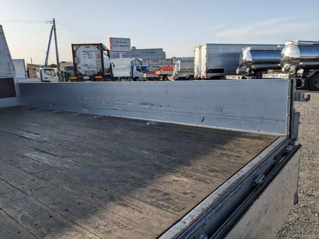 HINO DUTRO 2018 Image 31