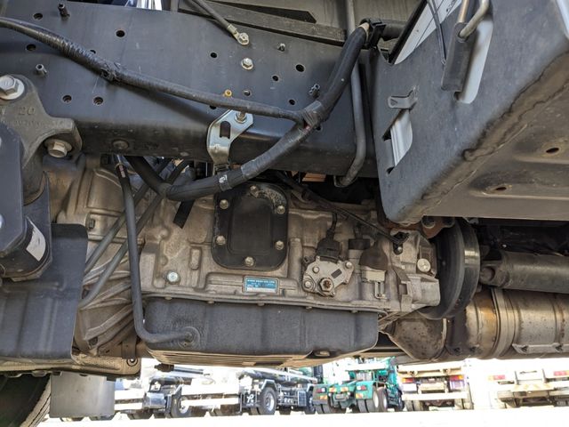 HINO DUTRO 2018 Image 31