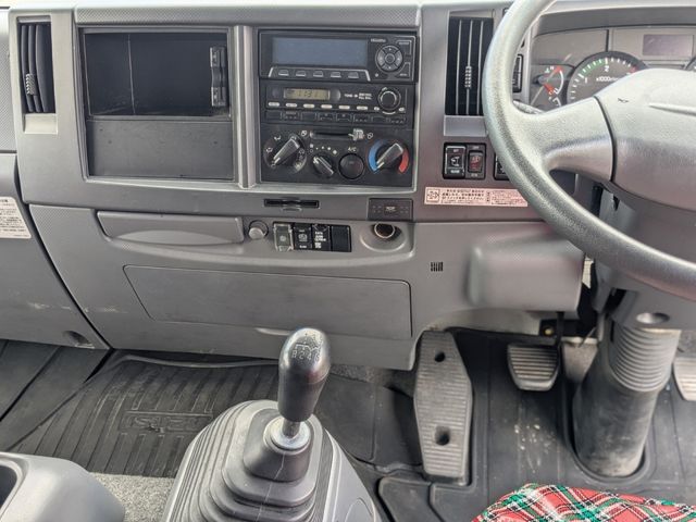 ISUZU FORWARD 2014 Image 31