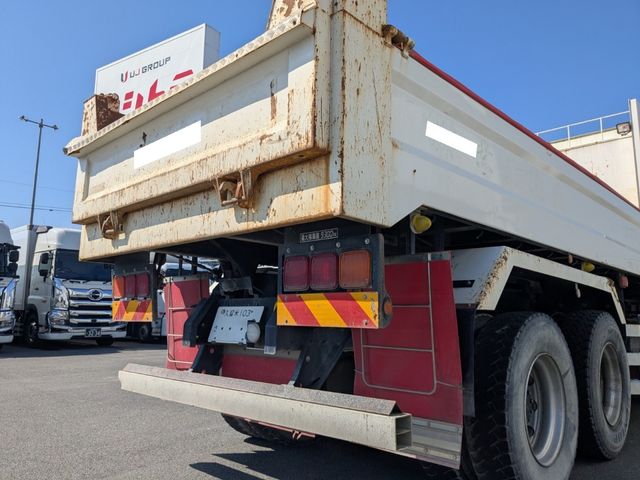 ISUZU GIGA 2014 Image 31