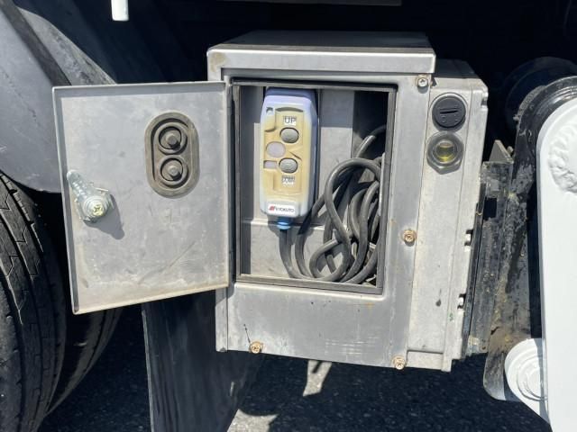 HINO DUTRO 2018 Image 31