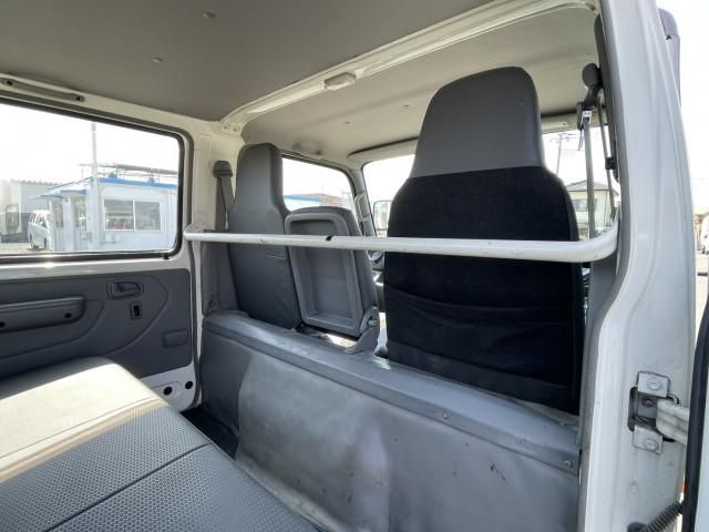 HINO DUTRO 2018 Image 31