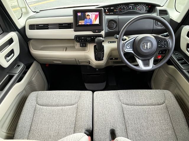 HONDA N BOX 2019 Image 31