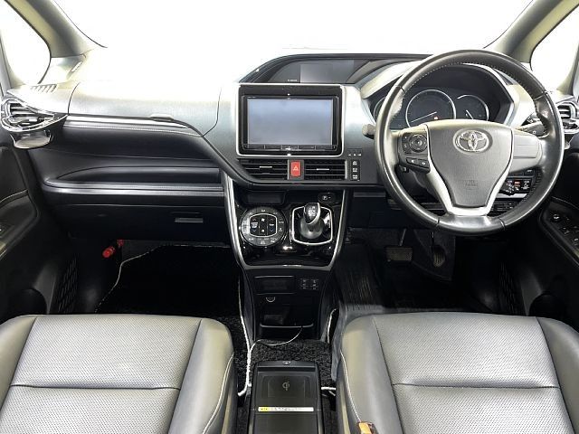 TOYOTA ESQUIRE HYBRID 2015 Image 31