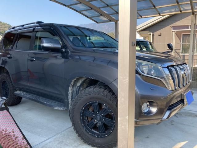 TOYOTA LANDCRUISER PRADO 2015 Image 31