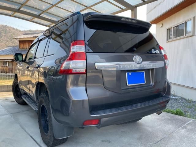 TOYOTA LANDCRUISER PRADO 2015 Image 31