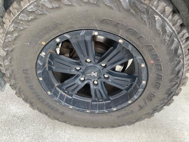 TOYOTA LANDCRUISER PRADO 2015 Image 31