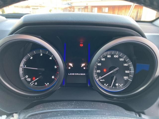 TOYOTA LANDCRUISER PRADO 2015 Image 31