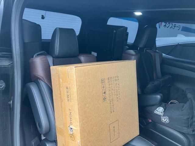 TOYOTA ALPHARD 2017 Image 31