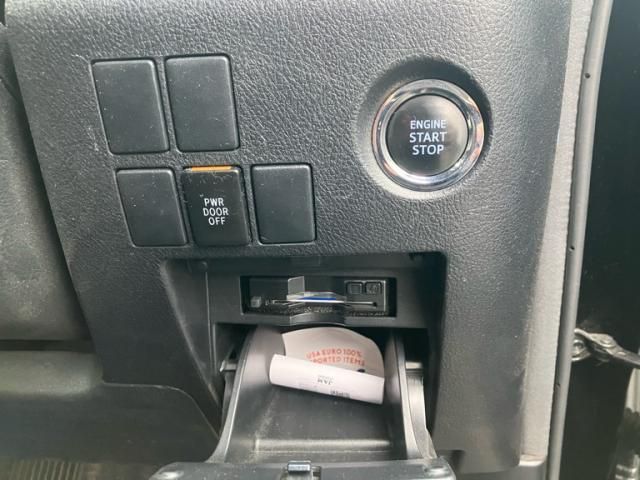 TOYOTA ALPHARD 2017 Image 31