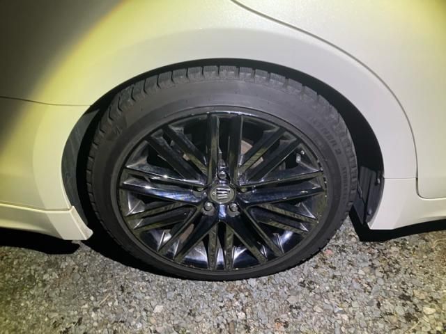 TOYOTA CROWN SEDAN 2017 Image 31