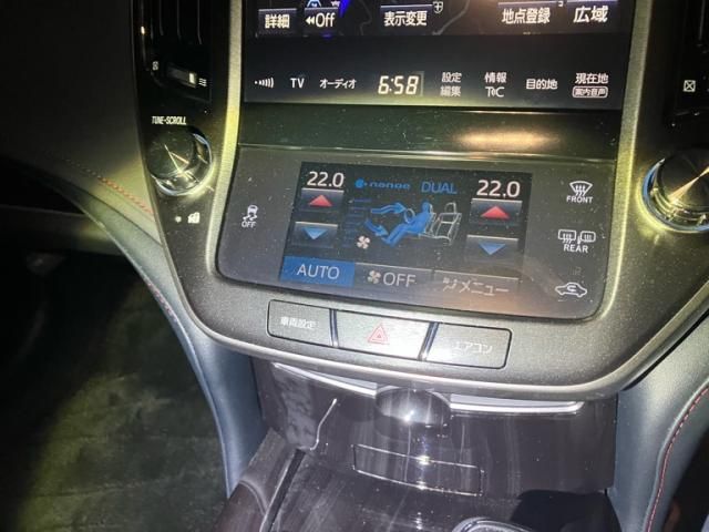 TOYOTA CROWN SEDAN 2017 Image 31