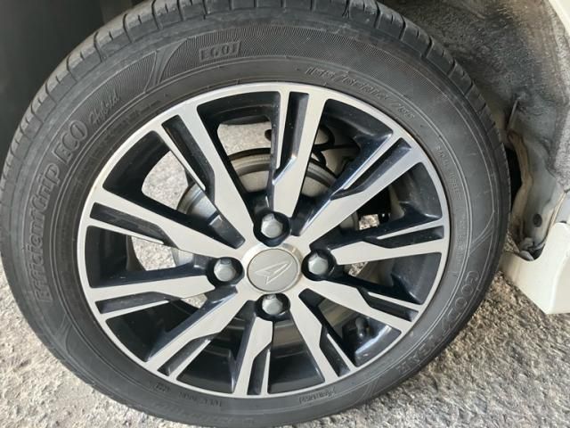 DAIHATSU TANTO CUSTOM 2016 Image 31