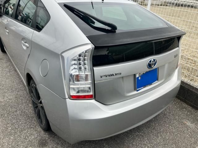 TOYOTA PRIUS 2010 Image 31