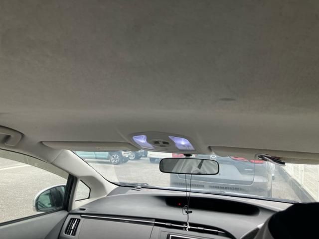 TOYOTA PRIUS 2010 Image 31