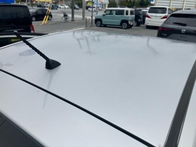 TOYOTA PRIUS 2010 Image 31