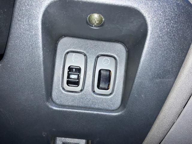 MITSUBISHI PAJERO WAGON 2000 Image 31