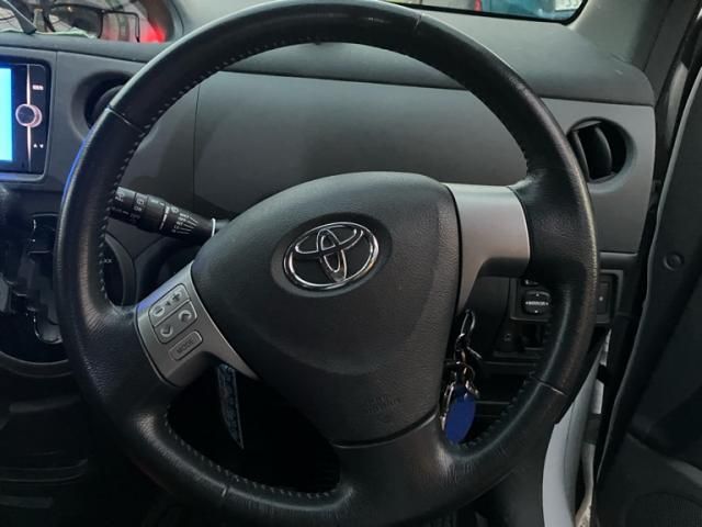 TOYOTA SIENTA 2014 Image 31