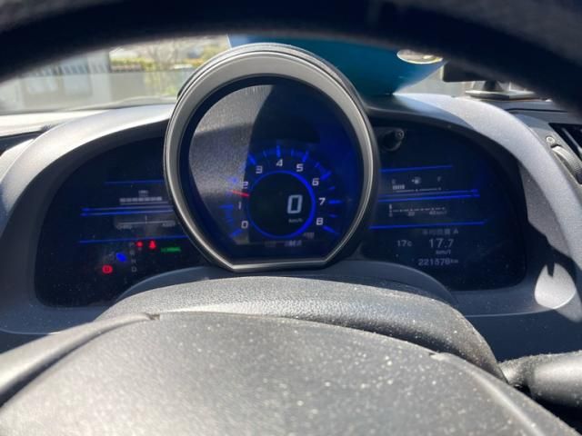 HONDA CR-Z 2010 Image 31