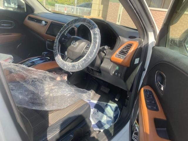 HONDA VEZEL HYBRID 2014 Image 31