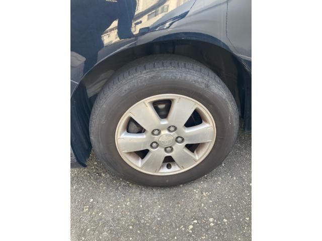 TOYOTA NOAH 2005 Image 31