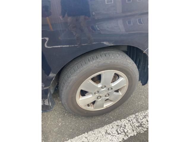 TOYOTA NOAH 2005 Image 31