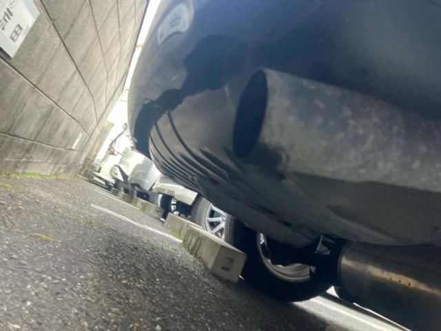 TOYOTA NOAH 2005 Image 31