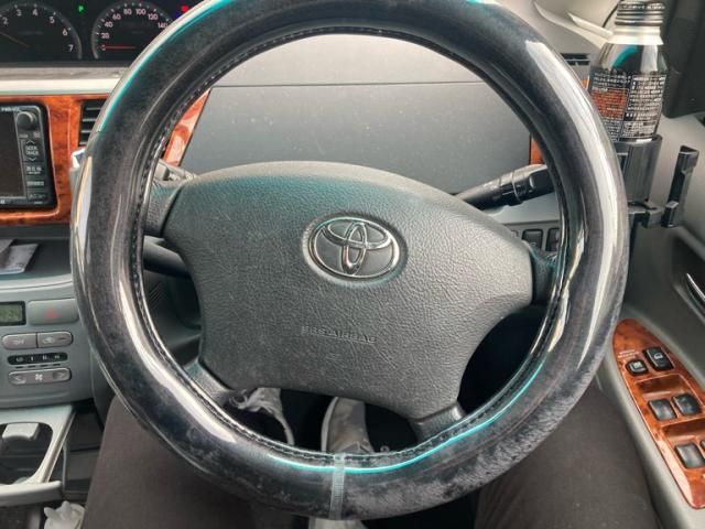 TOYOTA NOAH 2005 Image 31