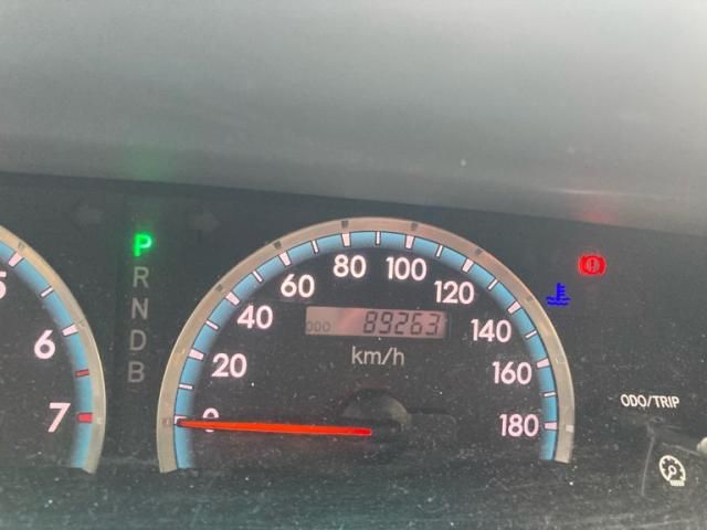 TOYOTA NOAH 2005 Image 31