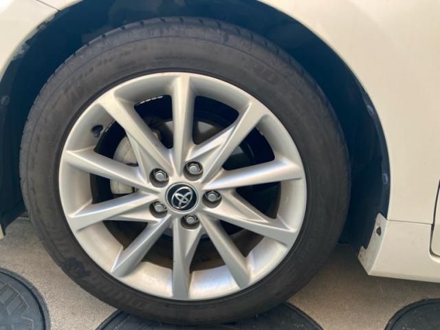 TOYOTA PRIUS ALPHA 2017 Image 31