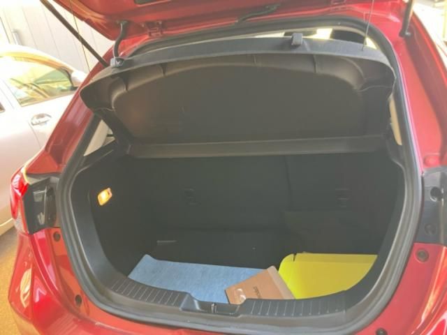 MAZDA DEMIO 2017 Image 31