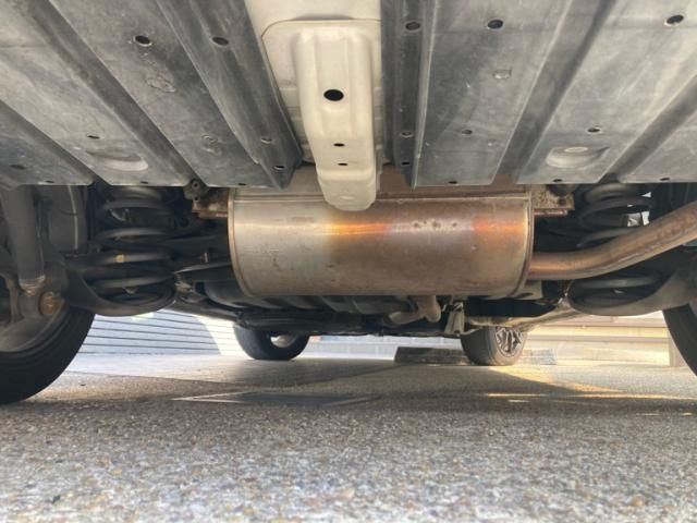 TOYOTA NOAH 2009 Image 31