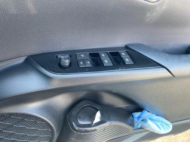 TOYOTA PRIUS 2016 Image 31