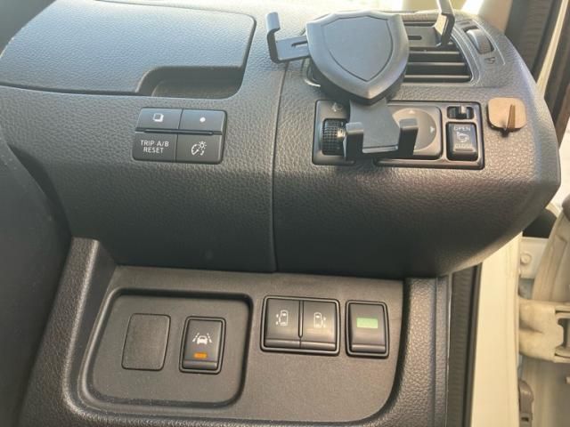 NISSAN SERENA  S-HYBRID 2016 Image 31