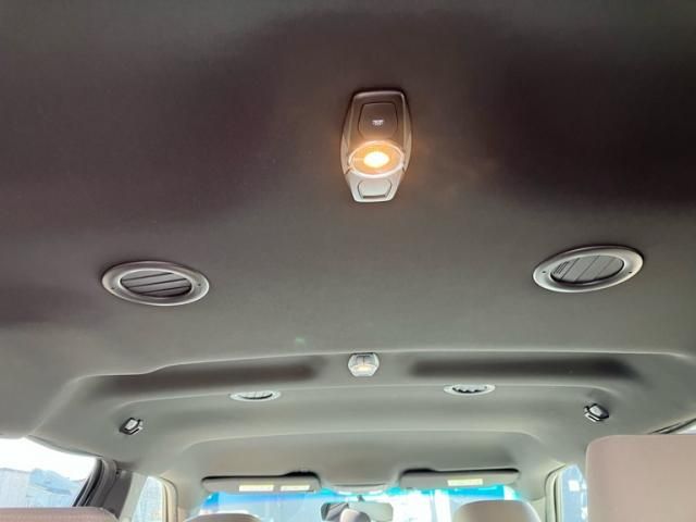 FORD EXPLORER 2012 Image 31