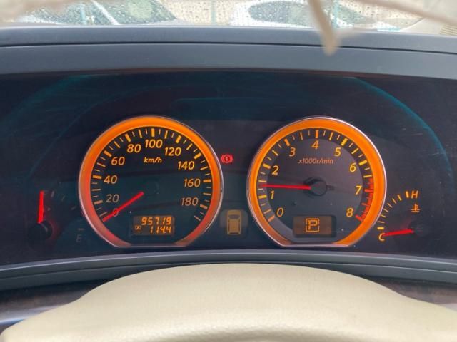 NISSAN ELGRAND 2005 Image 31